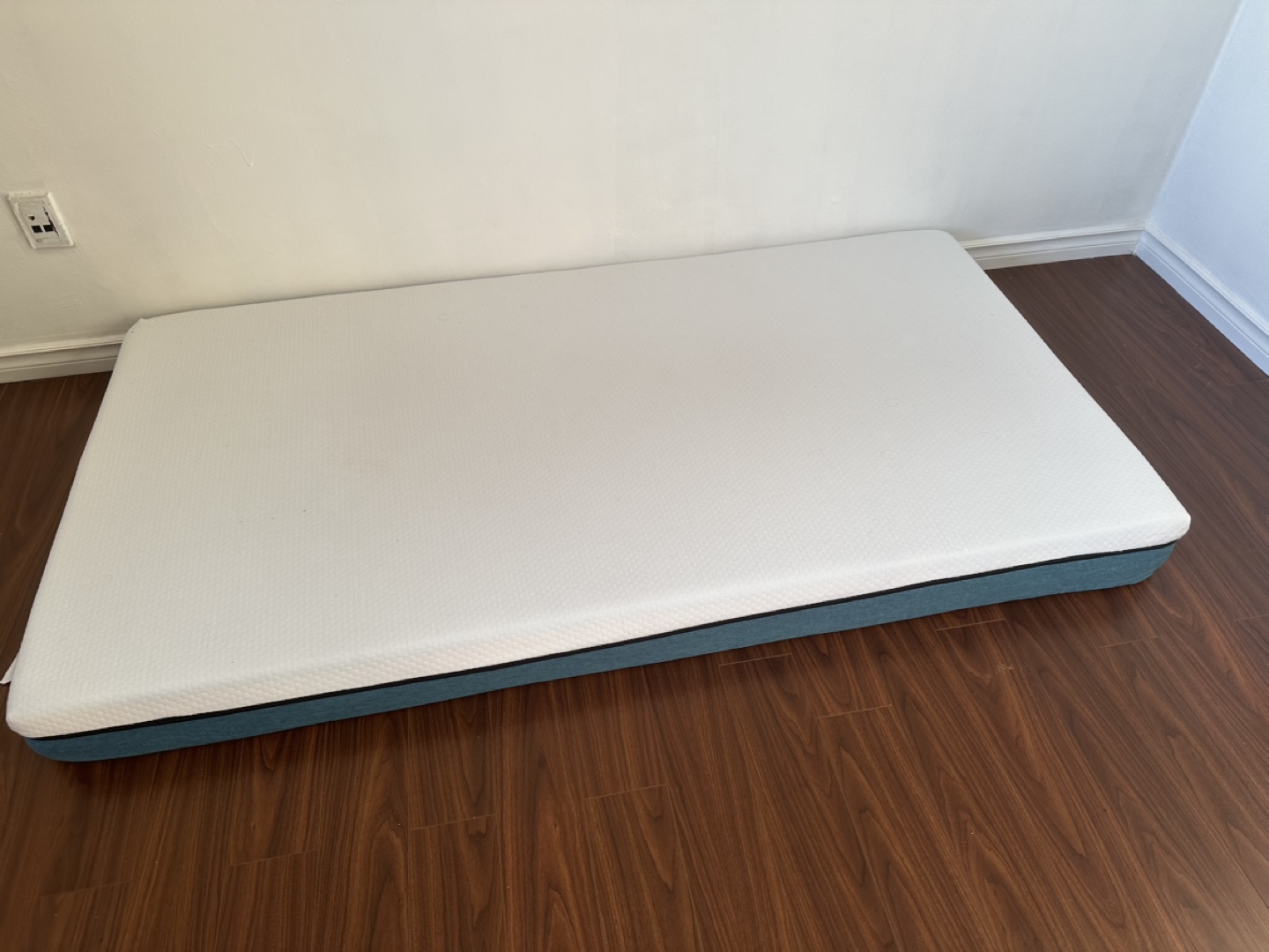 Mattress - Twin Size Moving out sale - photo 4