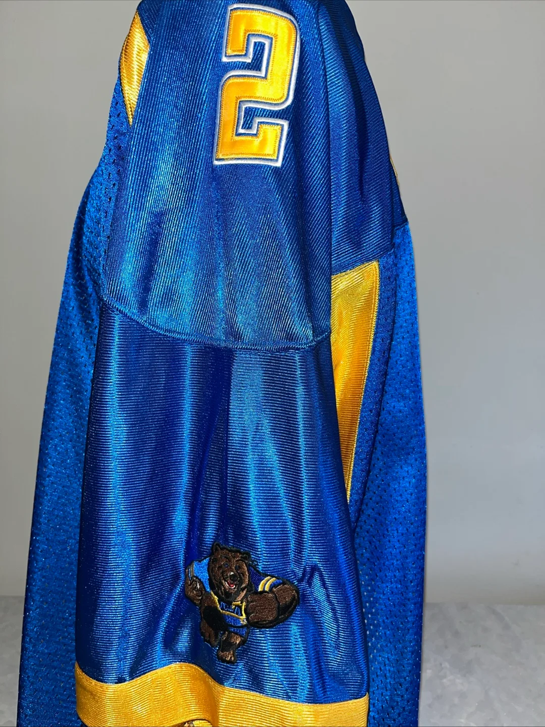 UCLA Bruins Vintage Football Jersey NCAA College XXL image indicator(9)