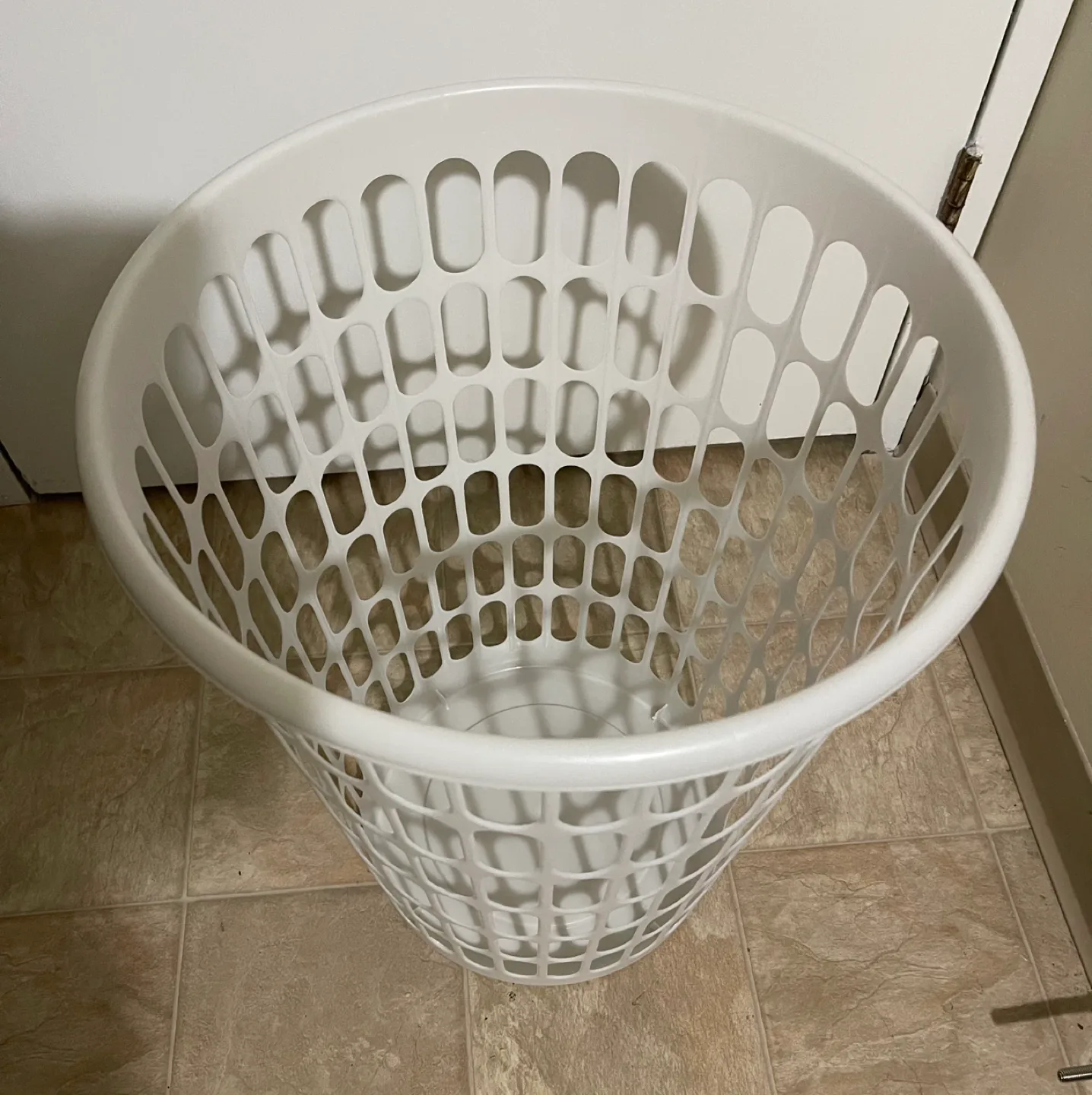 Brand New White Plastic Laundry Basket image indicator(2)