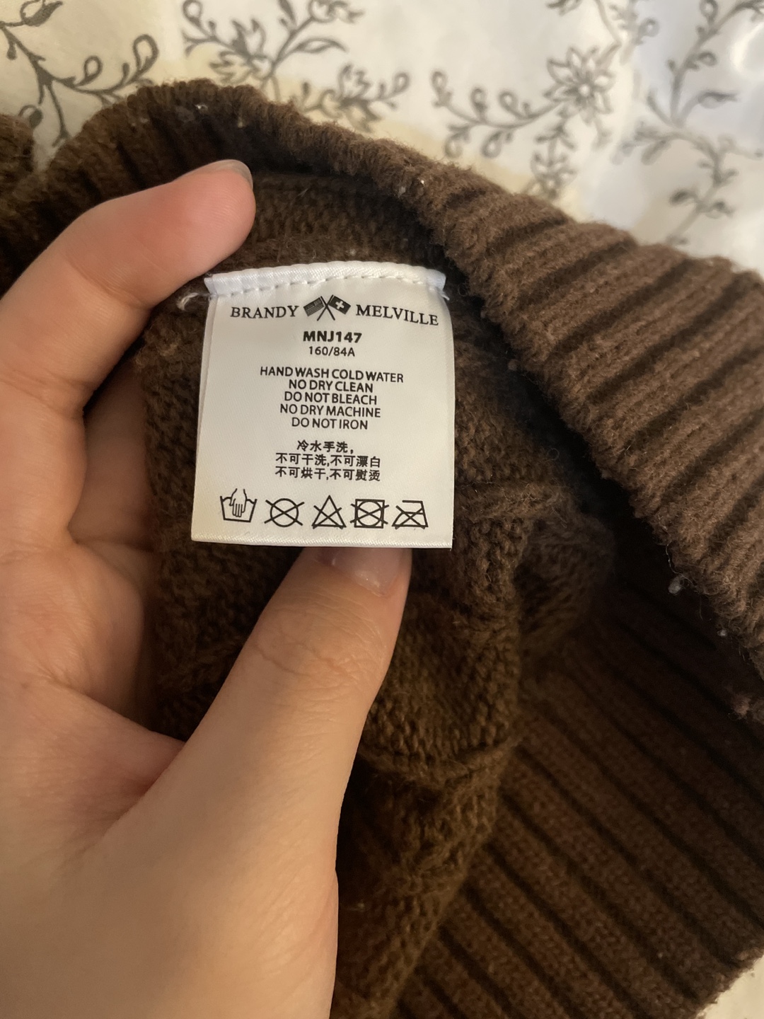 Brandy Melville Brown Cable Knit Vest - photo 2