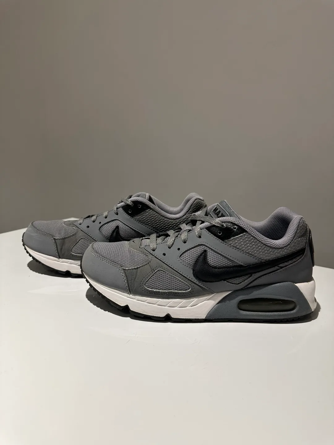 Nike Air Max Running Shoes - Grey image indicator(2)