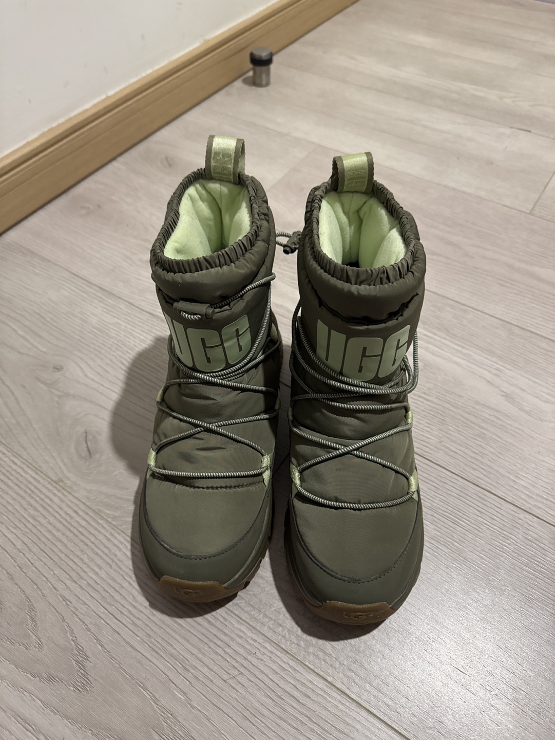 UGG Neumel Chukka Boots - Olive Green