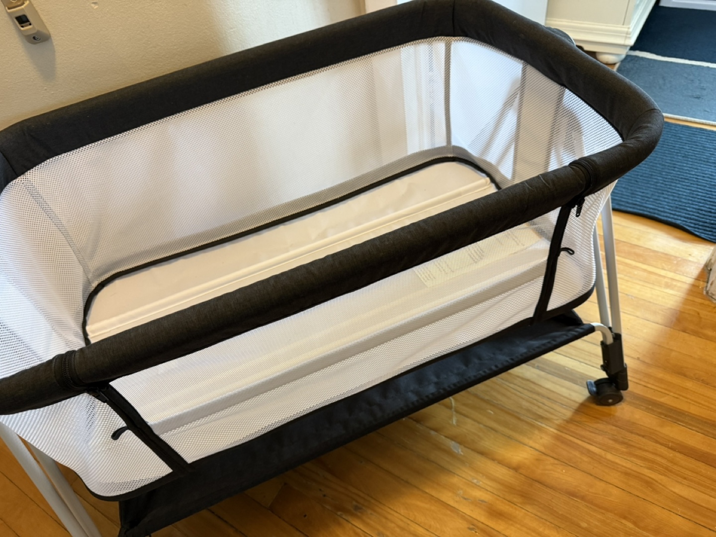 Baby Bedside Crib - Gently Used - photo 2