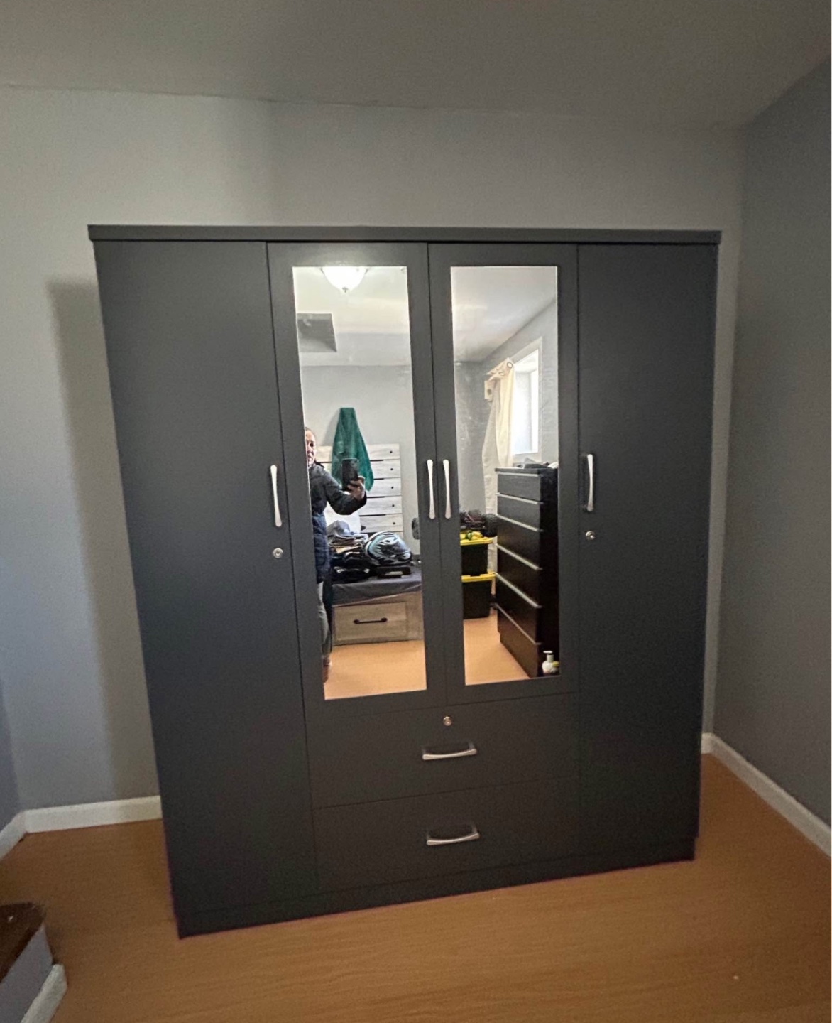 4-Door Wardrobe with Mirrored Doors and Drawers - photo 2