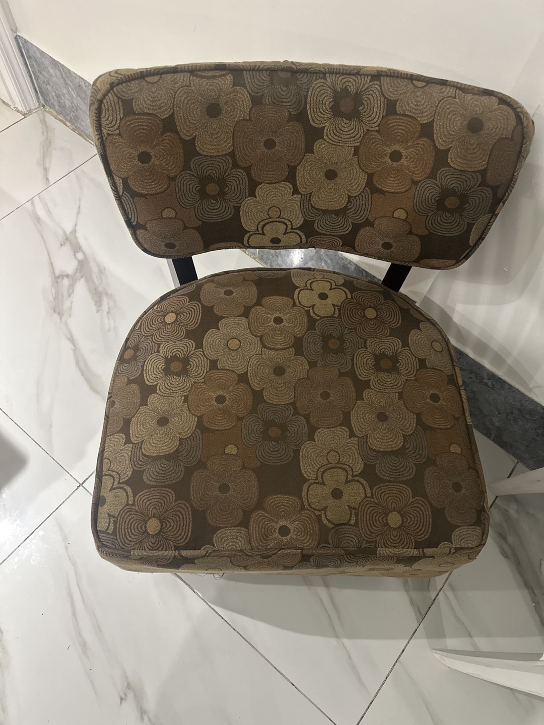Floral Accent Chair - photo 2