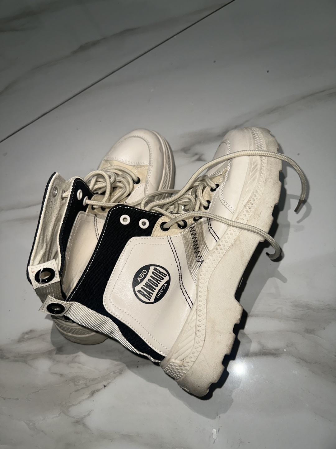 Palladium Pampa Hi Boots - Off-White