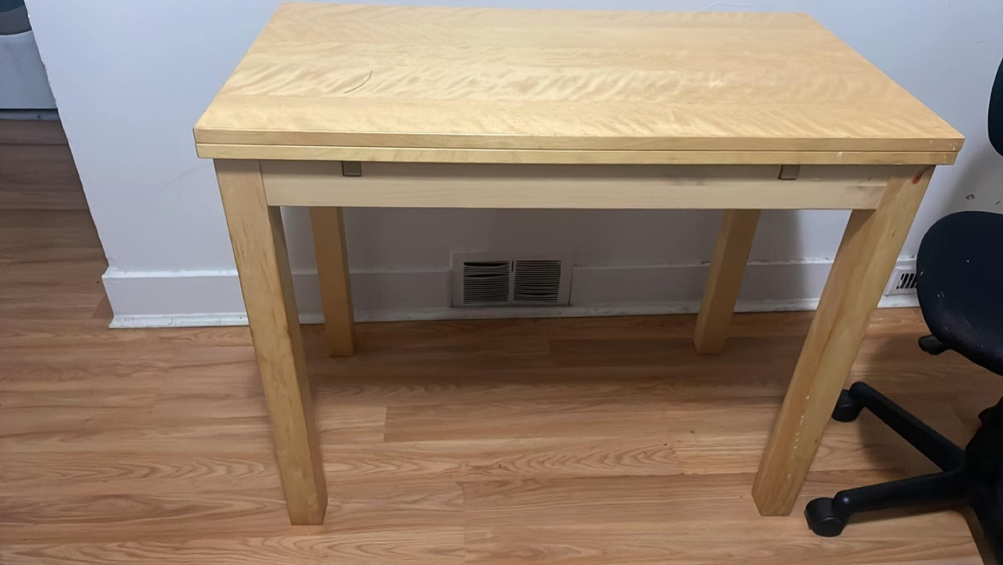 Small Extendable Table