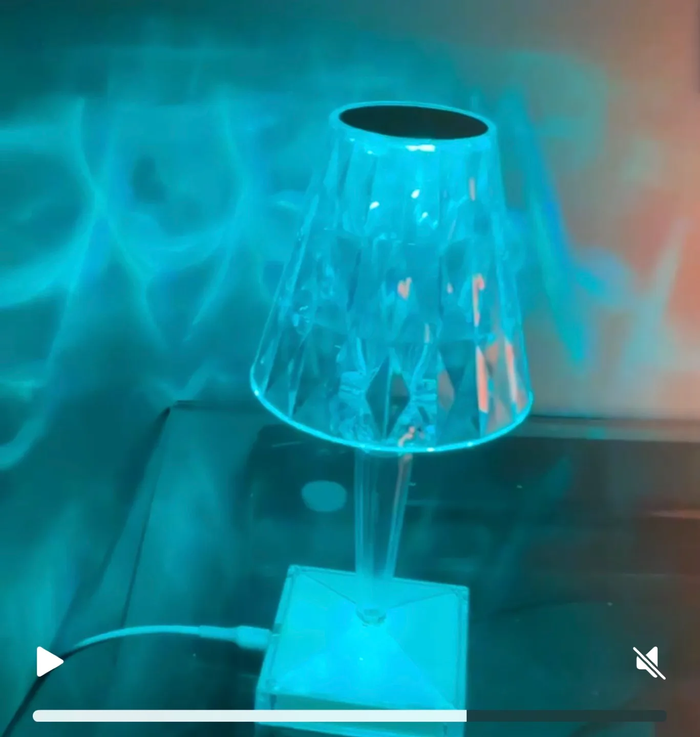 Colour-Changing LED Crystal Table Lamp image indicator(4)