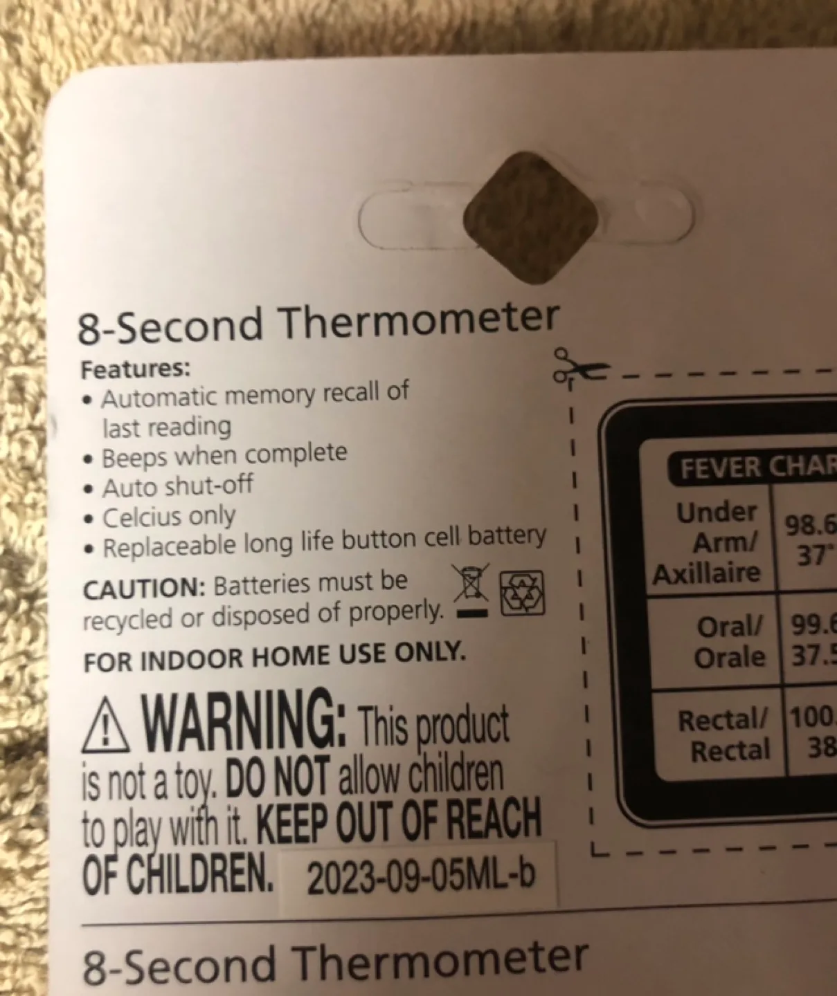 Safety 1st 8-Second Thermometer and 1st Grooming Kit Bundle image indicator(4)