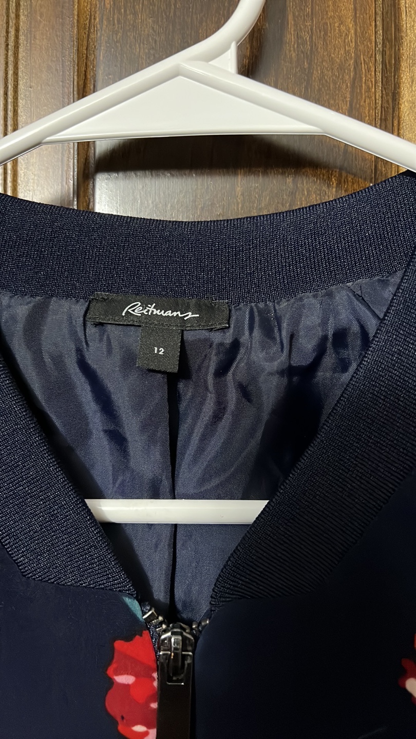 Reitmans Size 12 Floral Bomber Jacket - photo 2