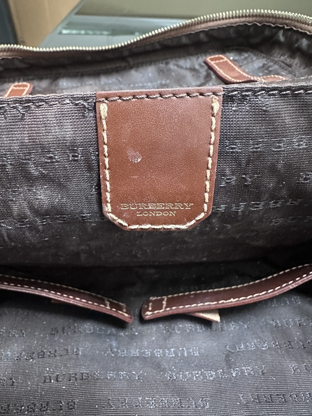 Burberry London Cosmetic Case - photo 4