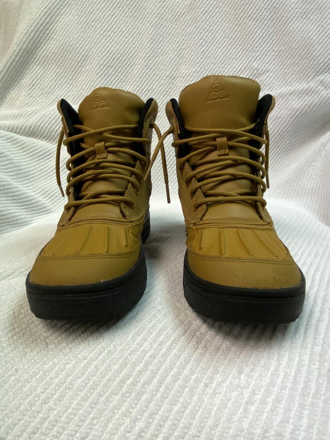 Nike ACG Brown Leather Boys Boots
