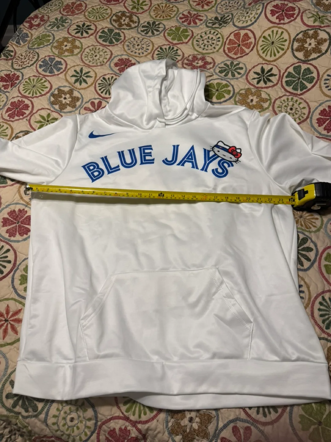 Toronto Blue Jays Hello Kitty Hoodie image indicator(2)