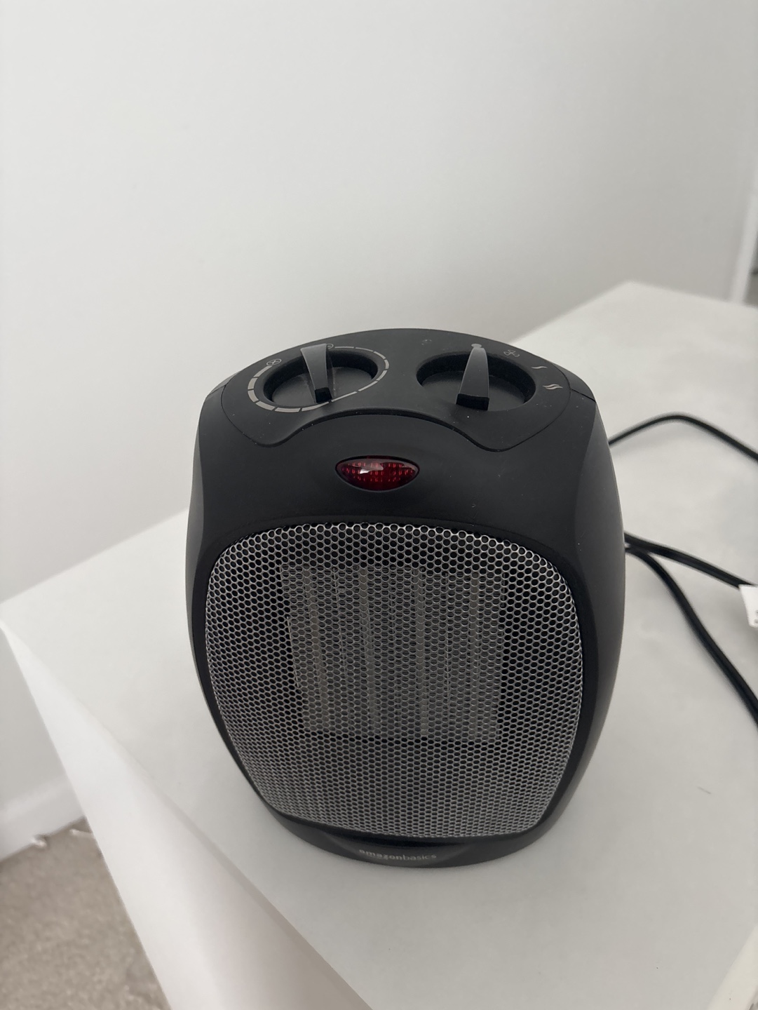 AmazonBasics Compact Personal Heater