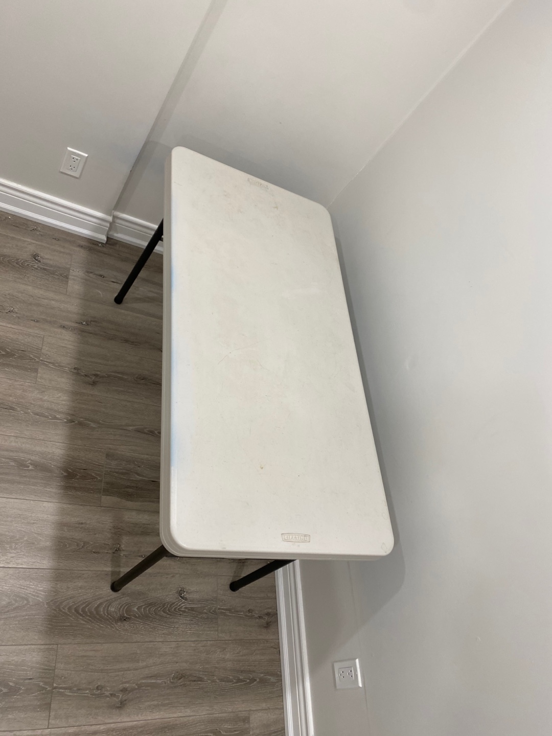Lifetime Foldable Table - photo 3