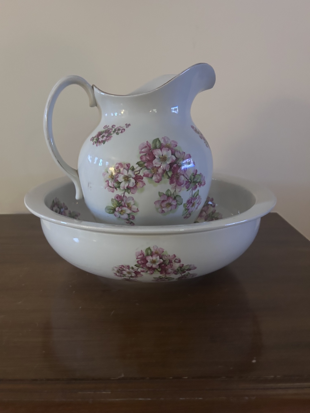 Vintage Floral Wash Basin and Jug Set