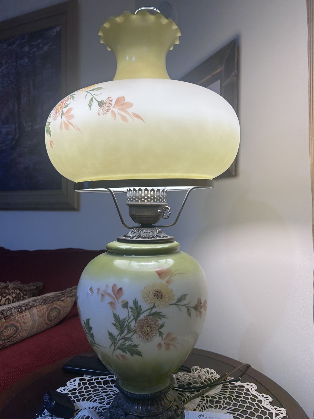 Vintage Floral Hurricane Lamp
