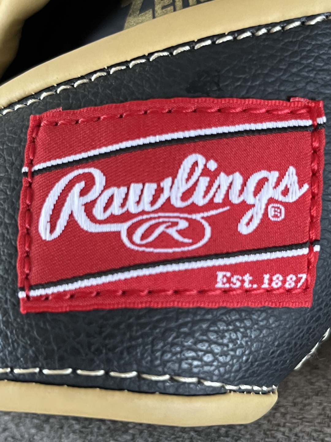 Rawlings 11 1/2 inch Baseball Glove & Playmaker Baseball - photo 3