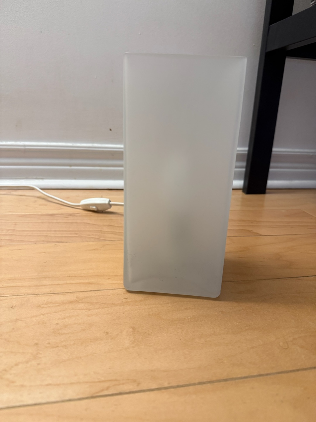LAST OPPORTUNITY. Modern Frosted Glass Table Lamp - photo 2