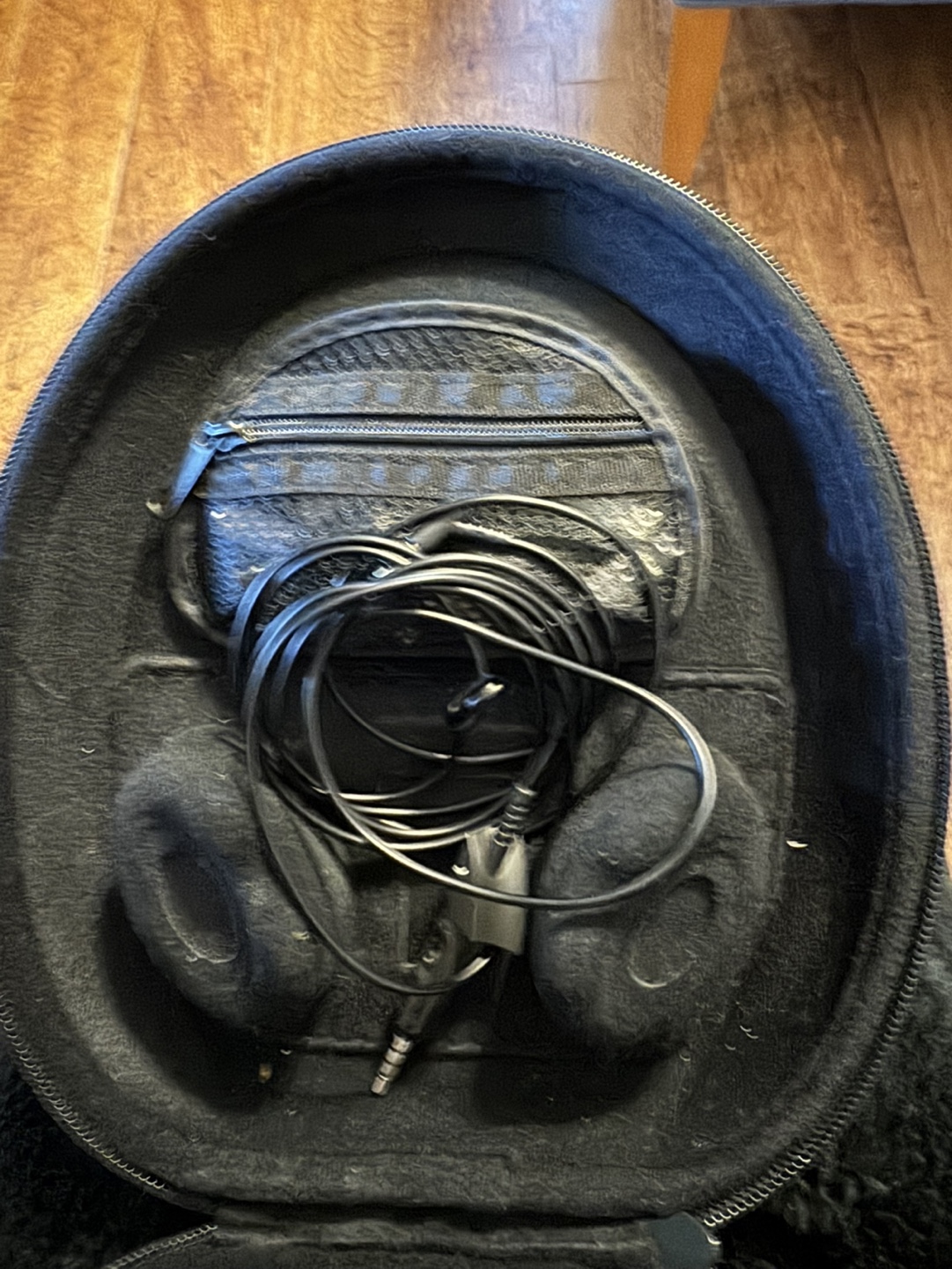 Bose QuietComfort 15 Acoustic Noise Cancelling Headphones - photo 2