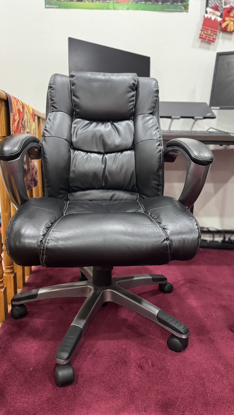 Black Leather Office Chair with Adjustable Height