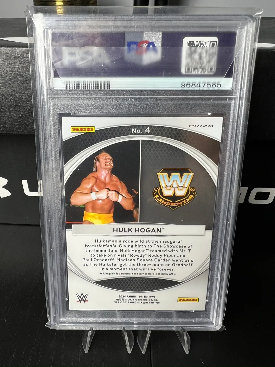 2024 Prizm WWE Hulk Hogan #4 Gem Mint 10 image indicator(2)