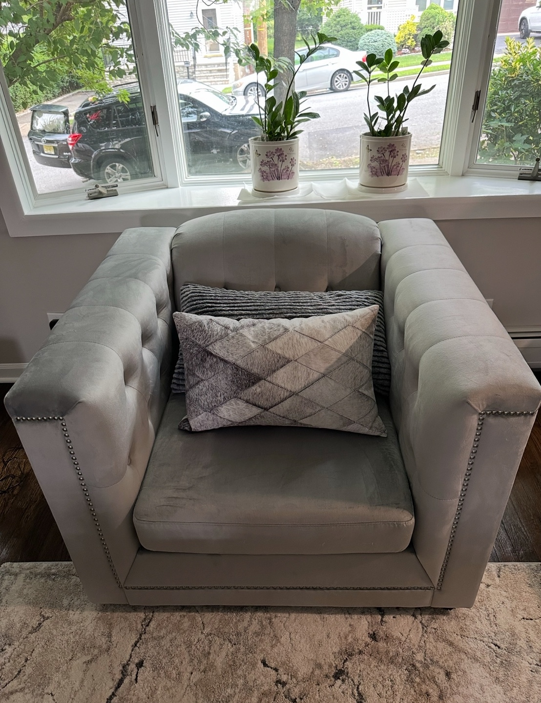 Gray Velvet Living Room Set