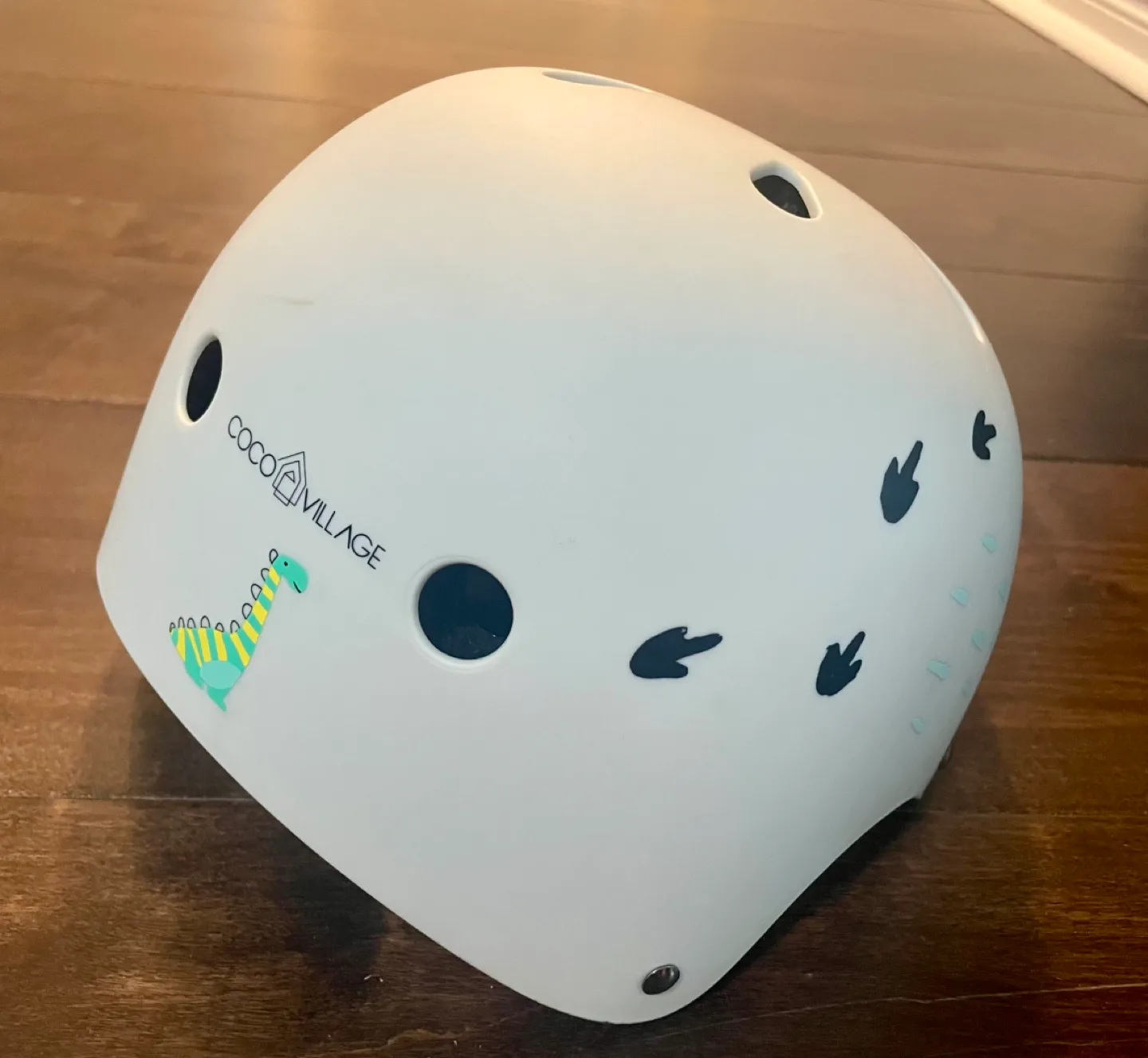 Coco Village Wooden Balance Bike with Helmet image indicator(7)