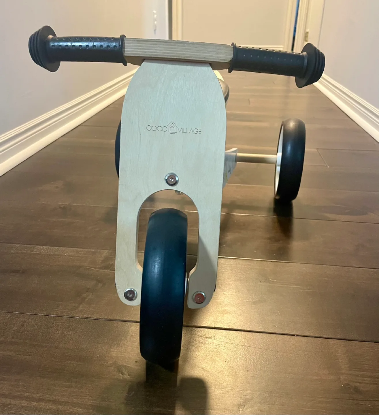 Coco Village Wooden Balance Bike with Helmet image indicator(3)