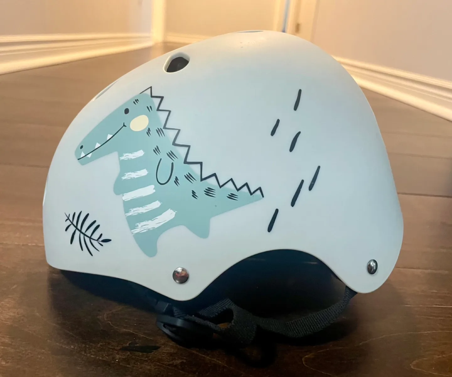 Coco Village Wooden Balance Bike with Helmet image indicator(6)