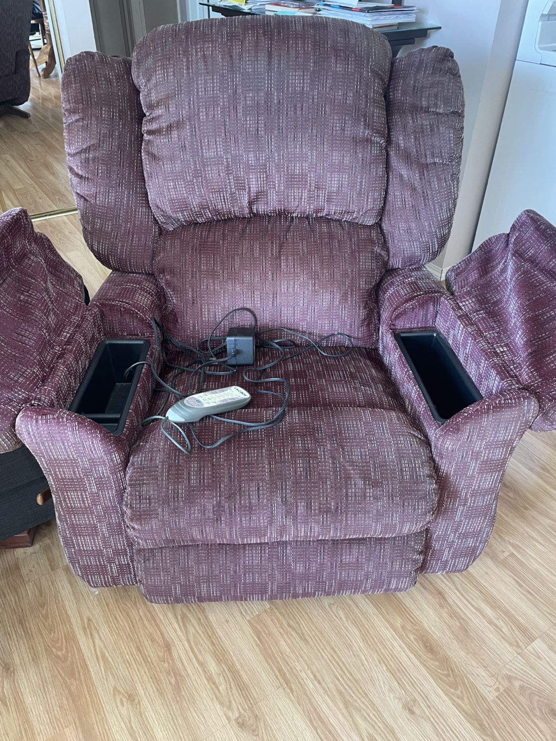 #freecycle La-z-boy Massaging Recliner - photo 4