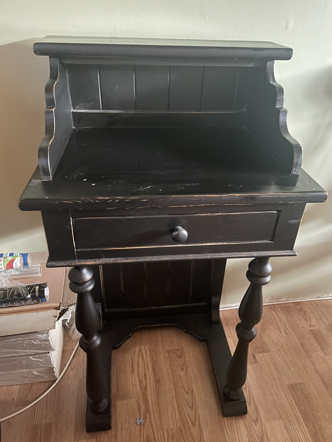 #freecycle Entrance Table