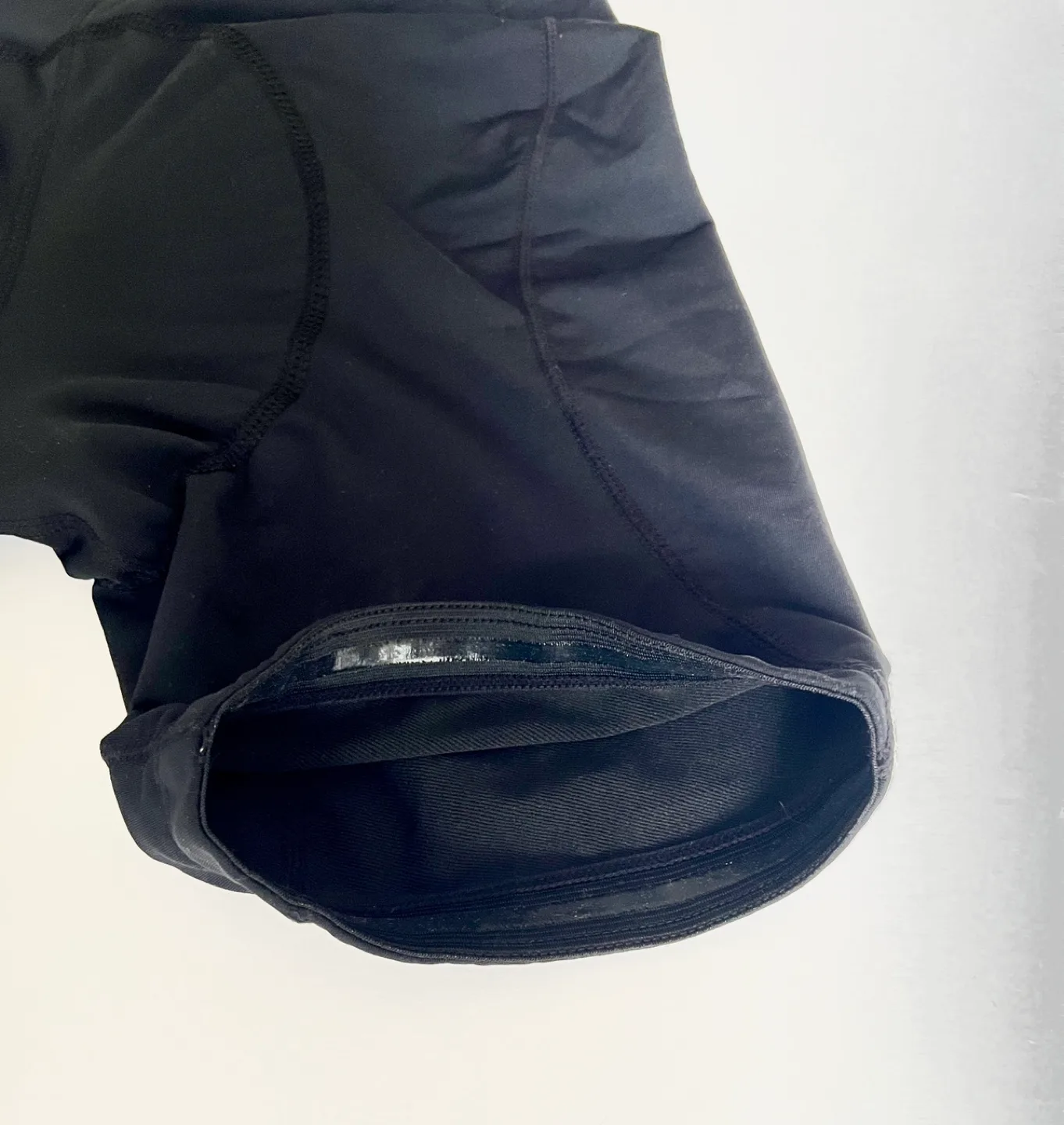 New/Never Worn MEC Women's Cycling Shorts image indicator(3)