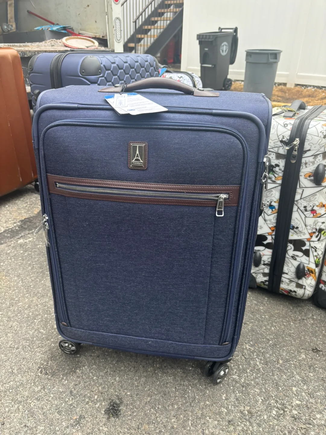 Travelpro Platinum Elite Large Check-In Spinner Luggage image indicator(2)