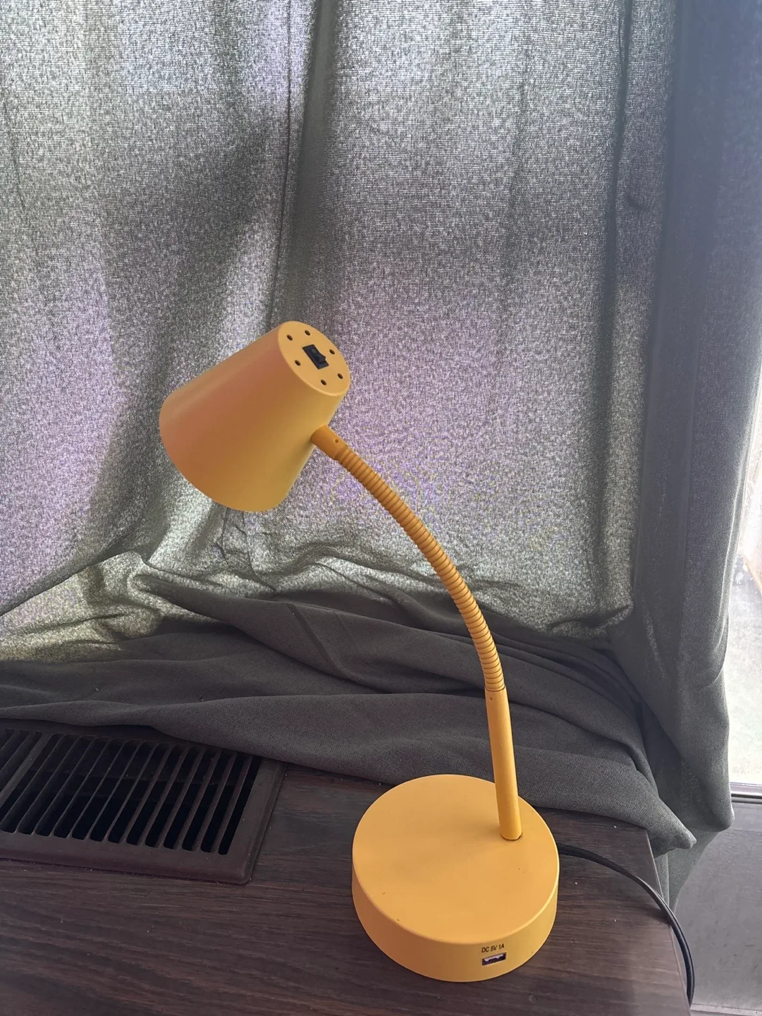 Yellow Desk Lamp with USB Charging Port image indicator(4)