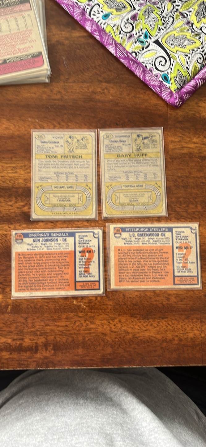 Vintage Football Cards -. $2 for all - photo 2