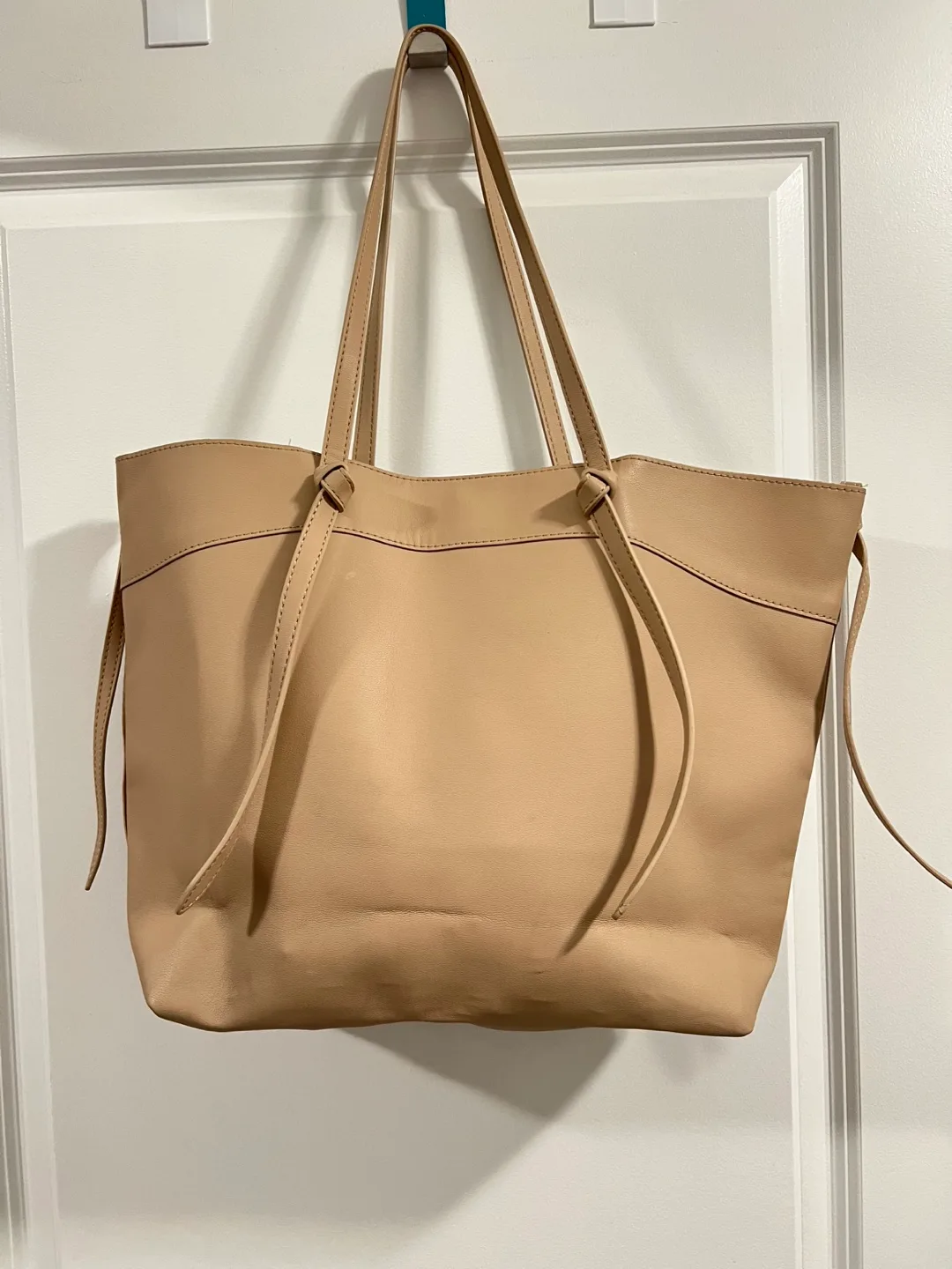 Beige Zara Tote Bag image indicator(2)