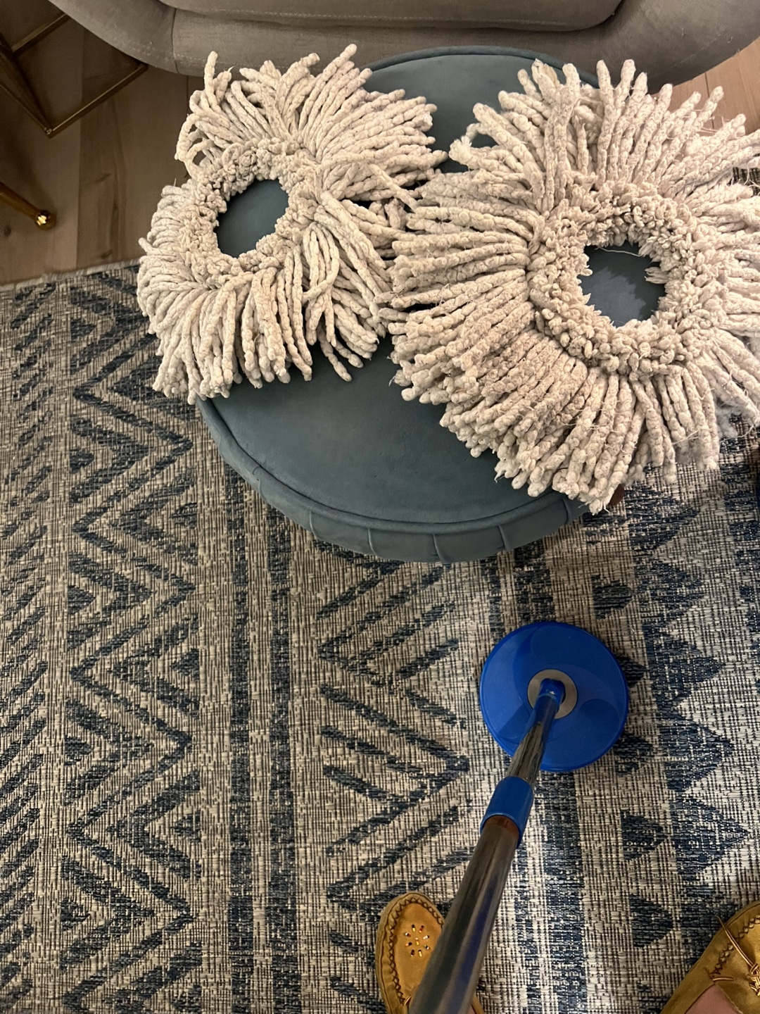 * PENDING* Spin Mop and Bucket Cleaning Set - photo 2