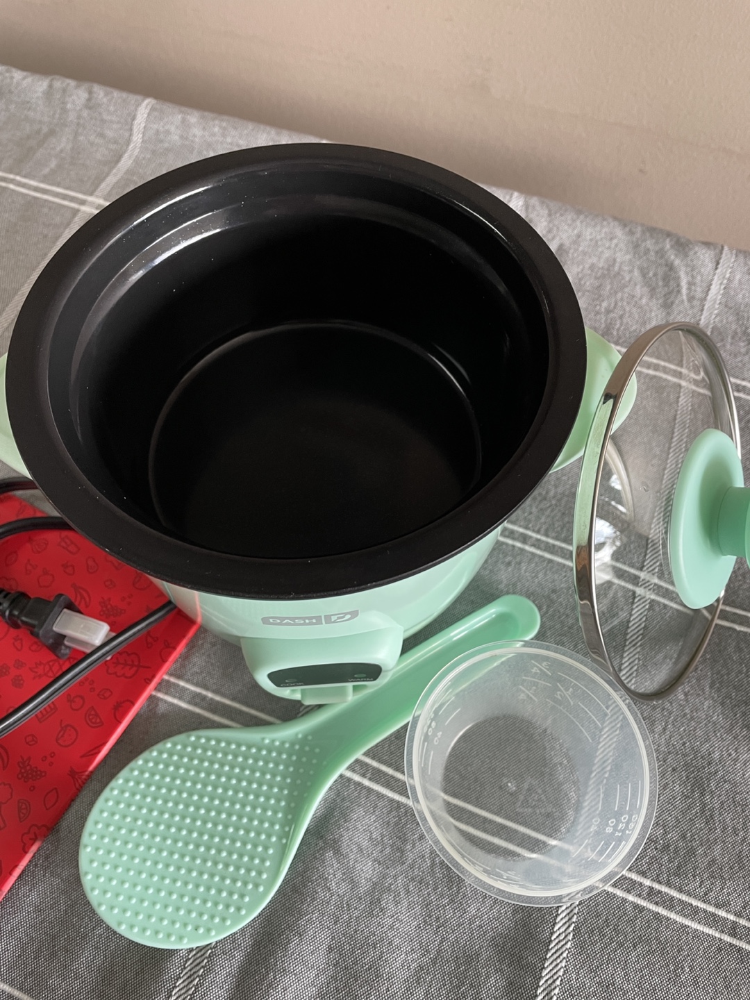 Rice Cooker - Mint Green - DASH Compact - photo 2