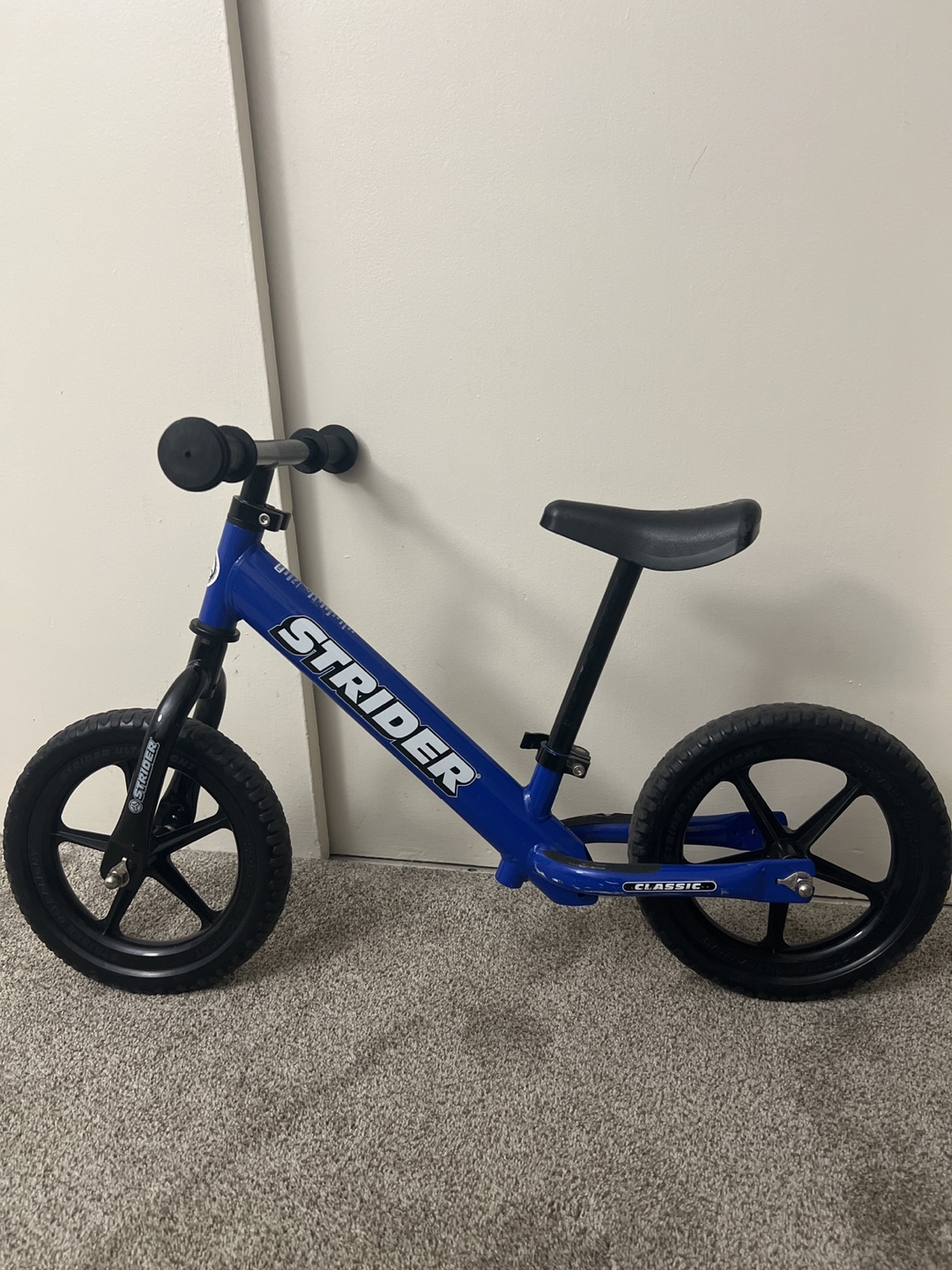 Strider Classic Balance Bike - Blue