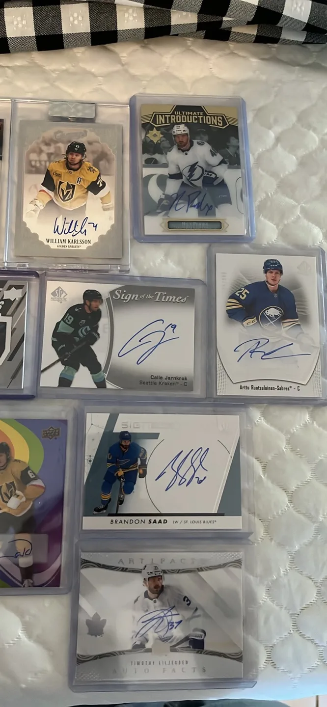 NHL Hockey Cards - Autos, Rookies, Numbered image indicator(5)