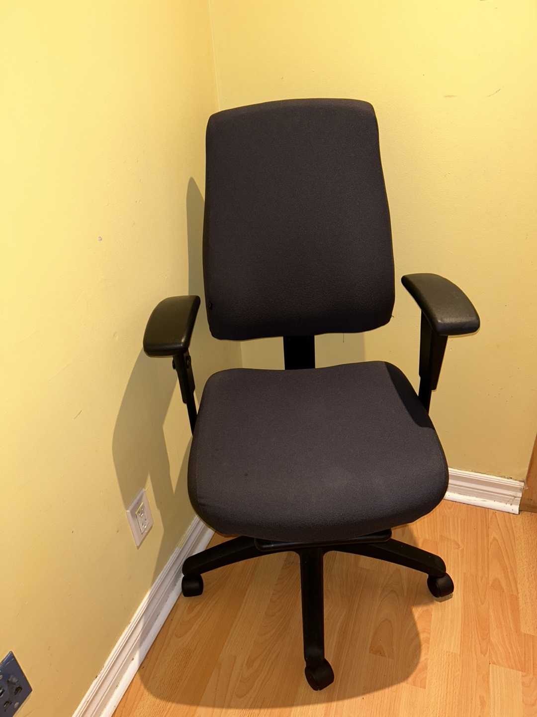Office Chair - photo 4