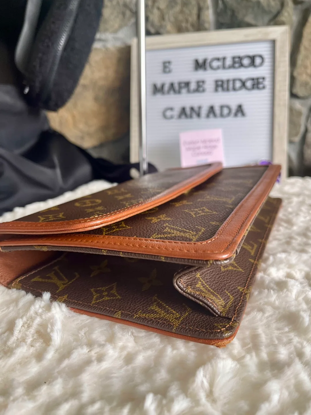 Vintage Louis Vuitton Monogram Canvas Clutch image indicator(3)