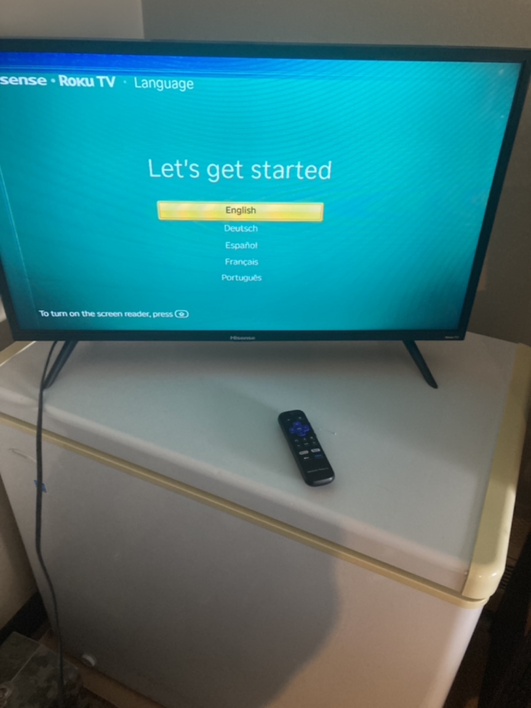 Hisense Roku TV - Damaged Screen - photo 4