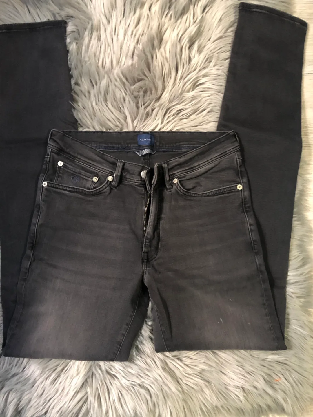 GANT Maxen Extra Slim Jeans - Size W32L34 image indicator(2)