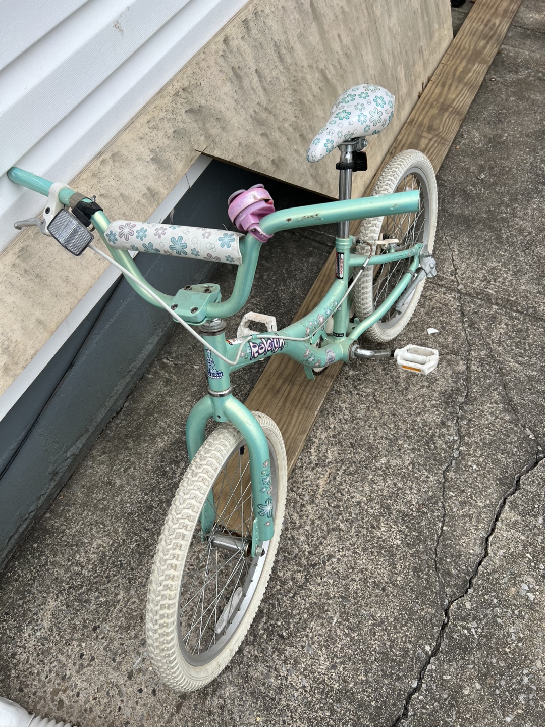 Girls' Raleigh 20" Bike - photo 3