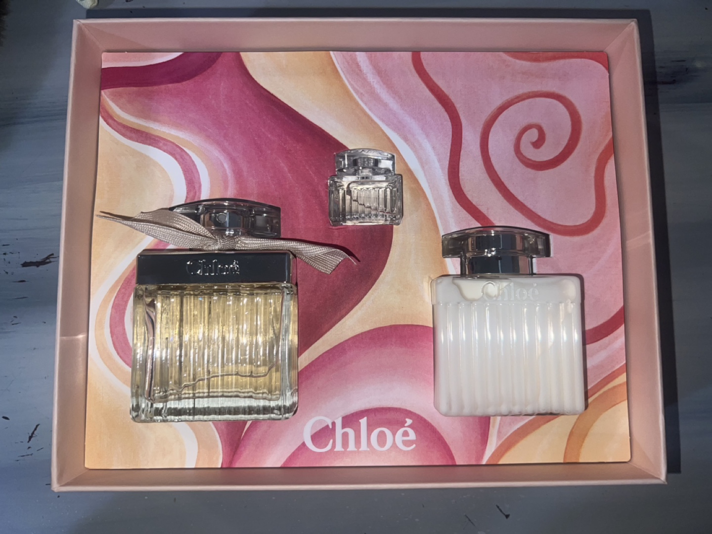 Chloé Perfume Gift Set - Eau de Parfum, Lotion, and Rollerball - photo 2