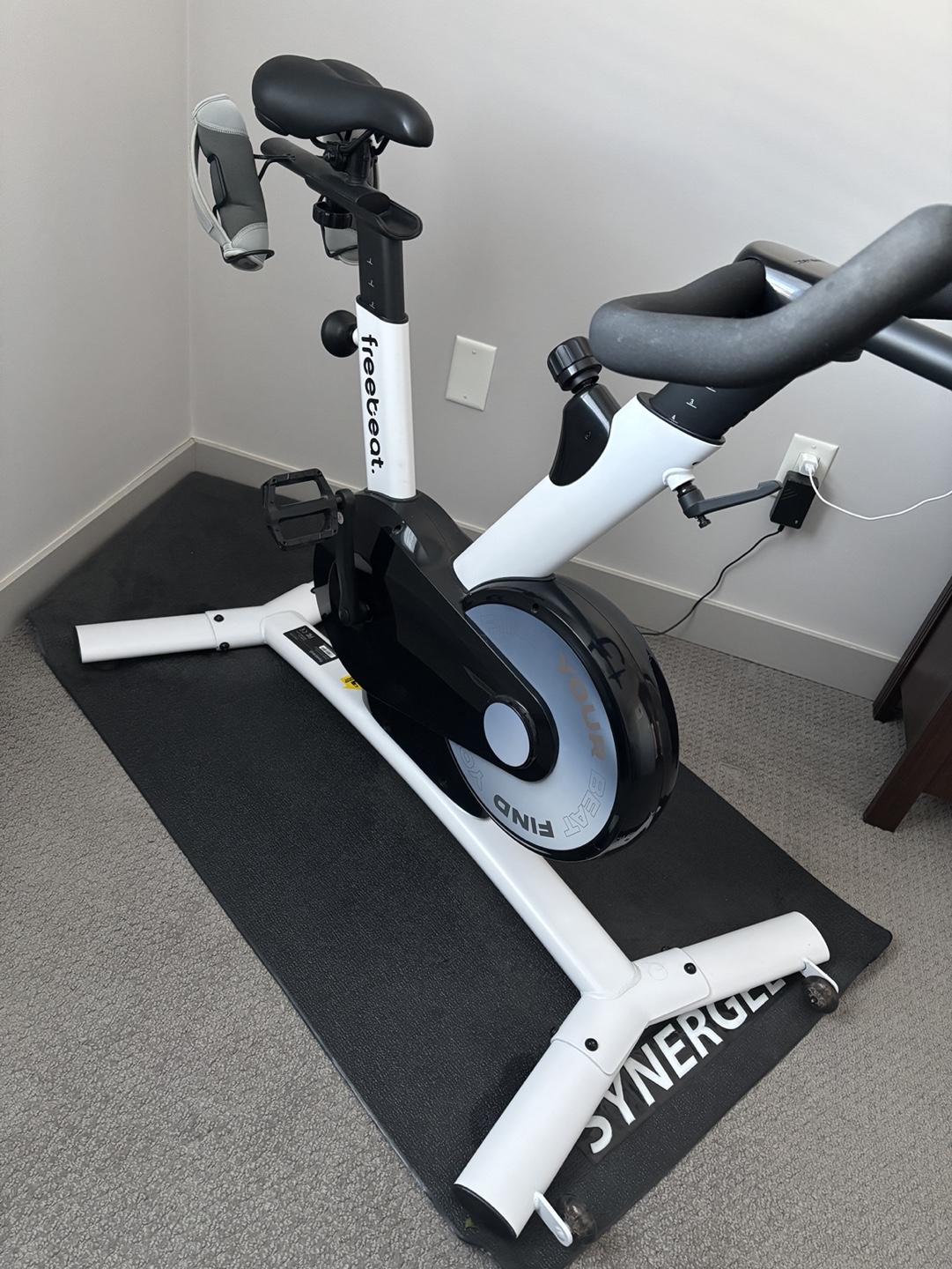 FreeBeat Boom Bike - White