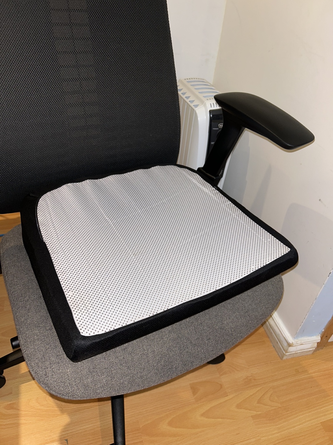 Everlasting Comfort Seat Cushion - photo 2