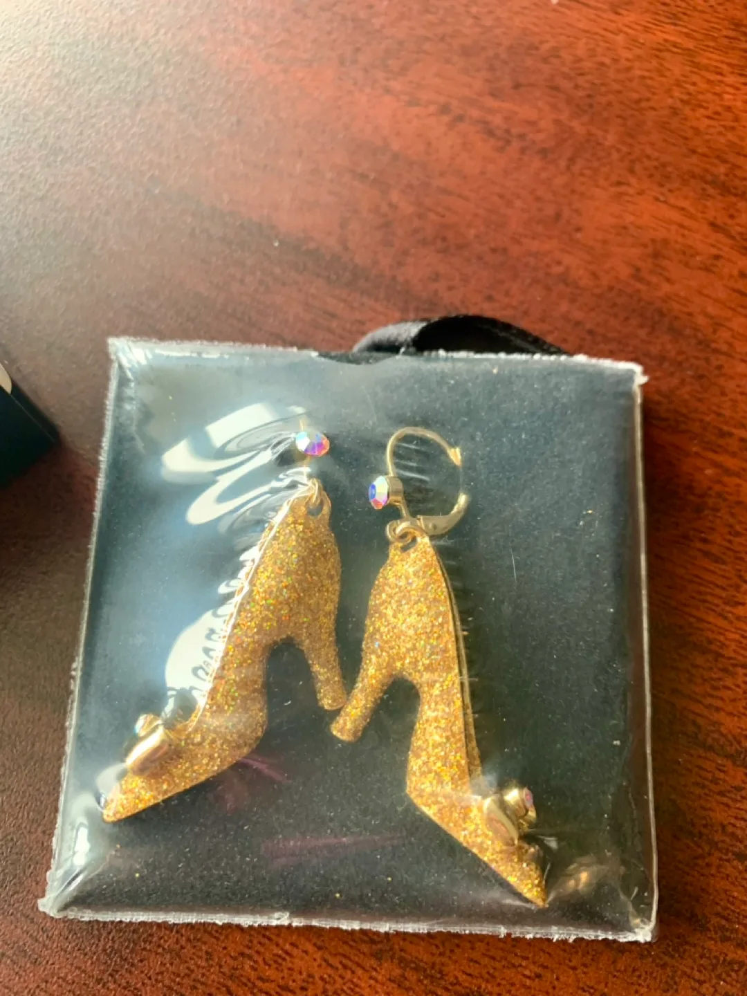 Butler & Wilson Gold Glitter Shoe Earrings image indicator(2)